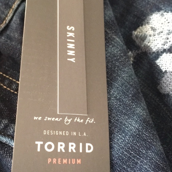 Torrid Premium classic skinny fit jeans - Picture 4 of 5